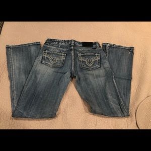 Rock & Roll Cowgirl jeans with crystal embellished pockets